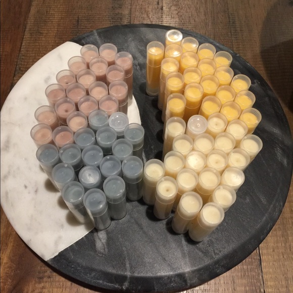 Organic natural handmade lipbalms - Picture 1 of 5